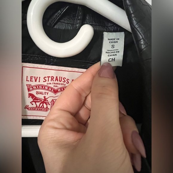 Brand new Levi’s leather jacket - Picture 7 of 14